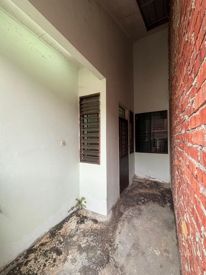 Single Storey Terrace House Jalan Meranti 19