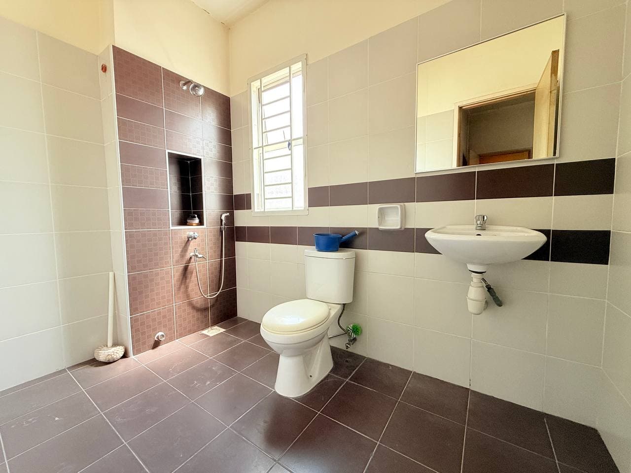 2 Storey Terrace House (End lot) Nusa Bayu 15