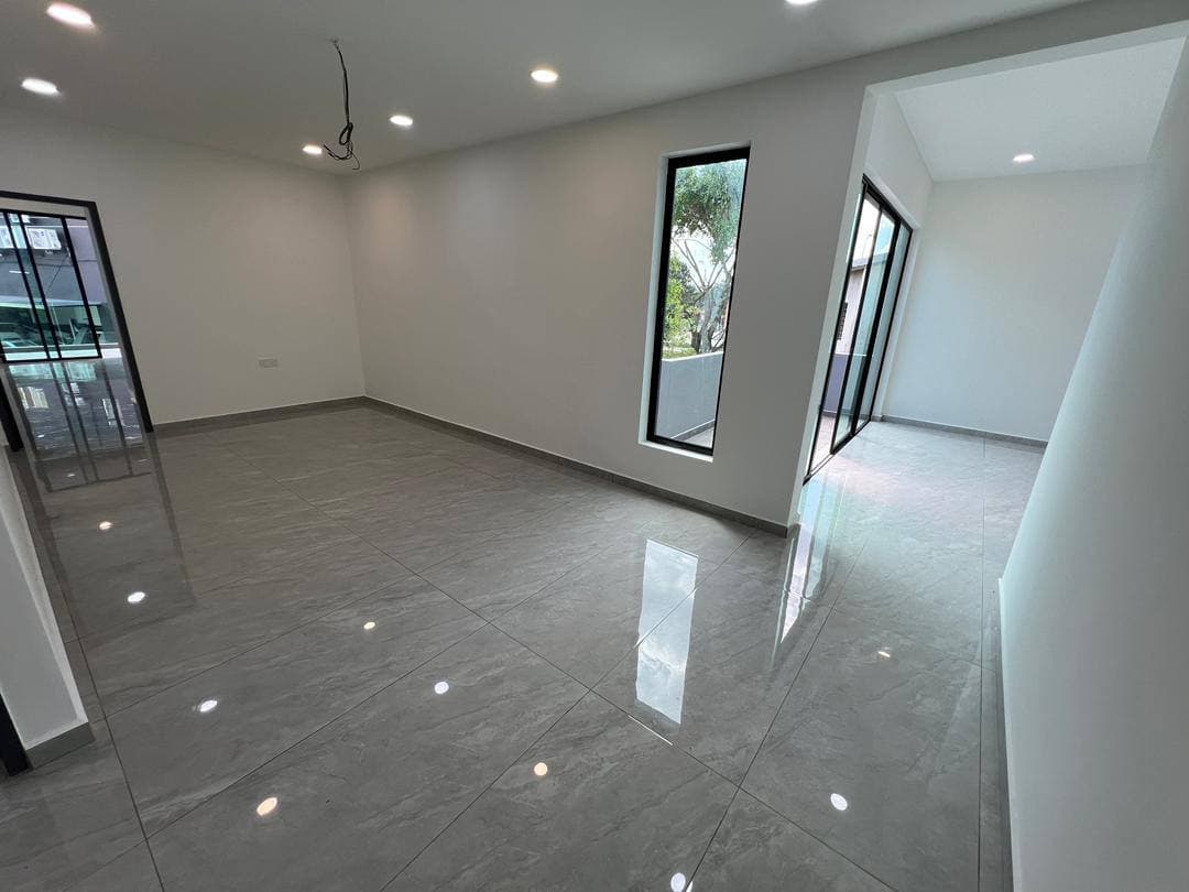 Low Cost Flat End Lot Taman Baiduri Perling 4