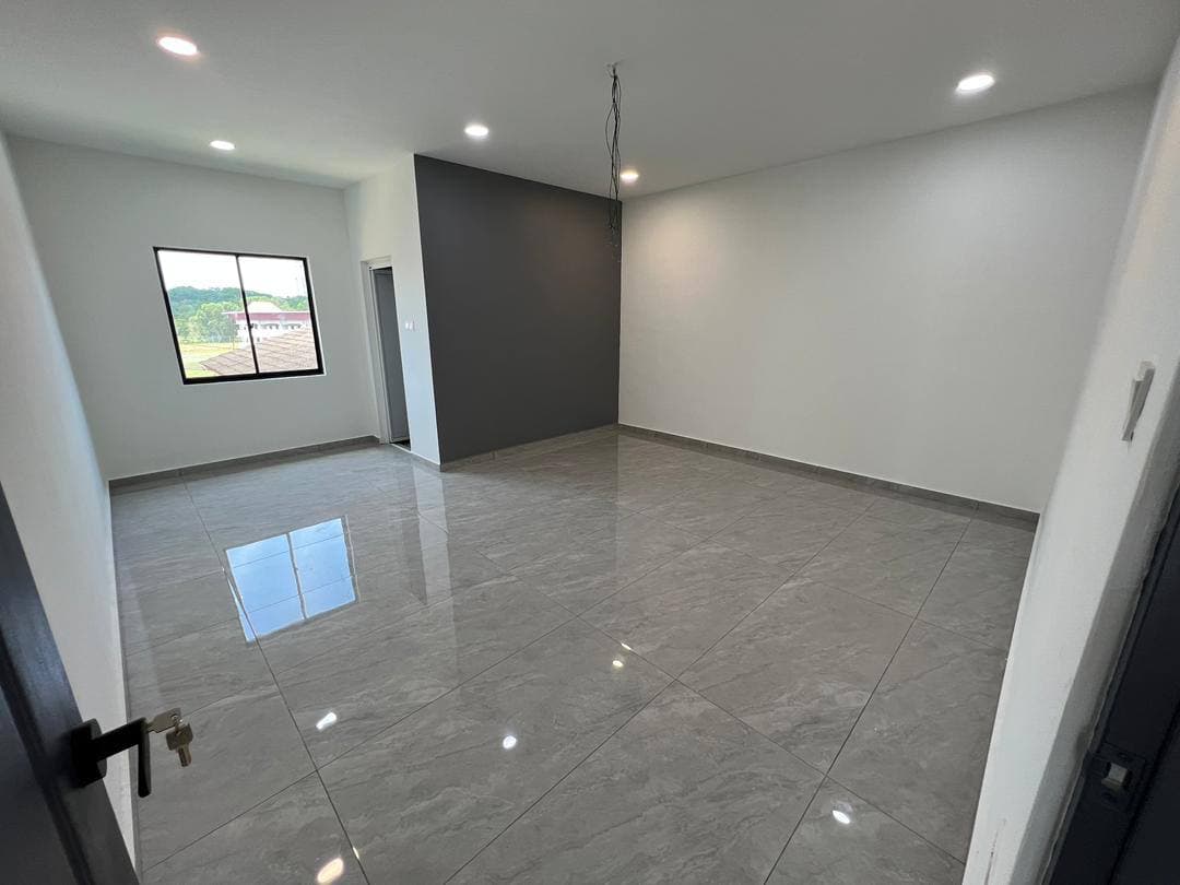 Low Cost Flat End Lot Taman Baiduri Perling 5