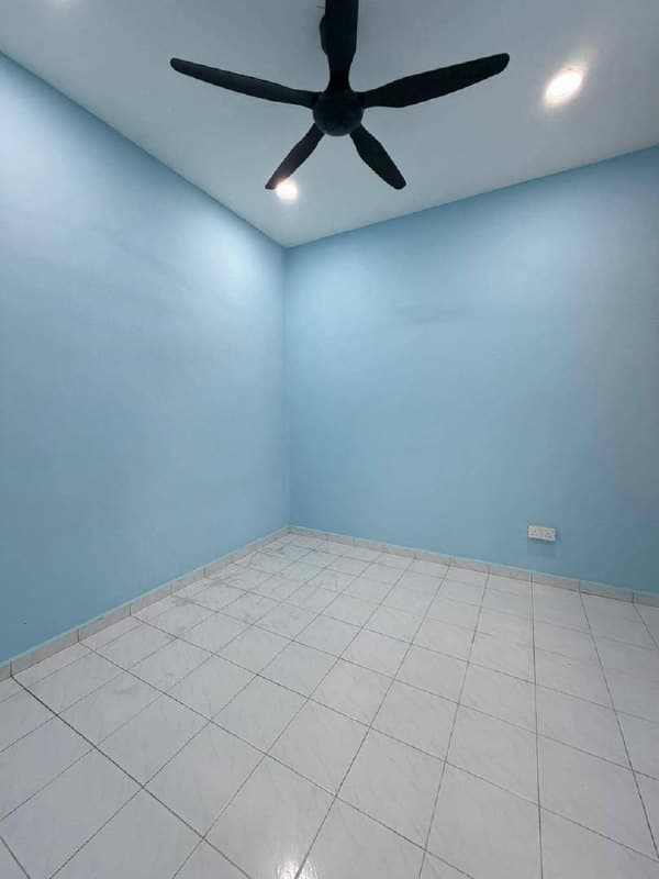 Single Storey Terrace Jalan Senai Utama 6