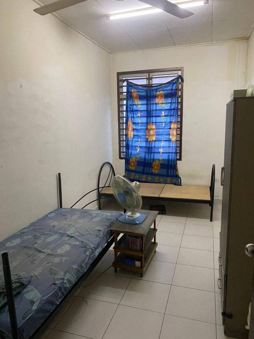 Single Storey Terrace Jalan Senai Utama 19