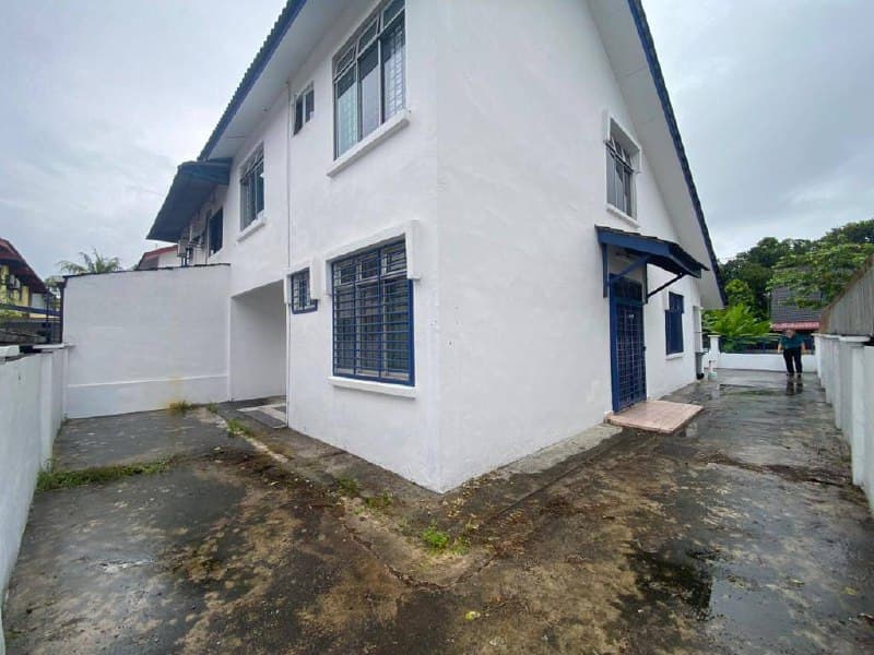 1.5 Storey Semi Detached Megah Ria 15