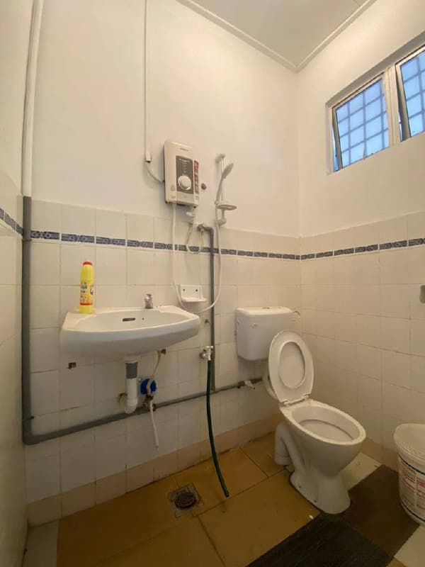 1.5 Storey Semi Detached Megah Ria 18