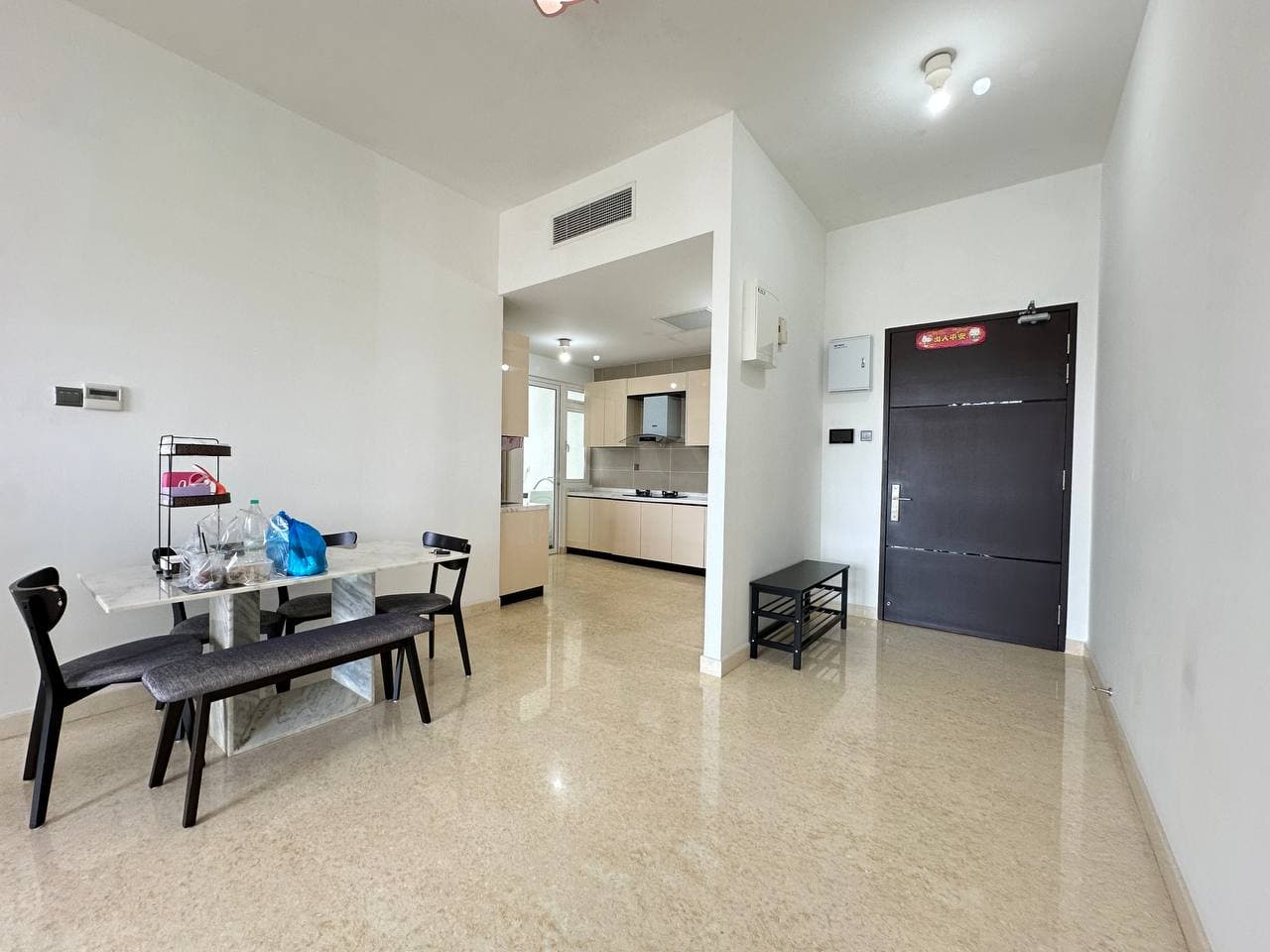 2Bed 2Bath Tritower Residence 3