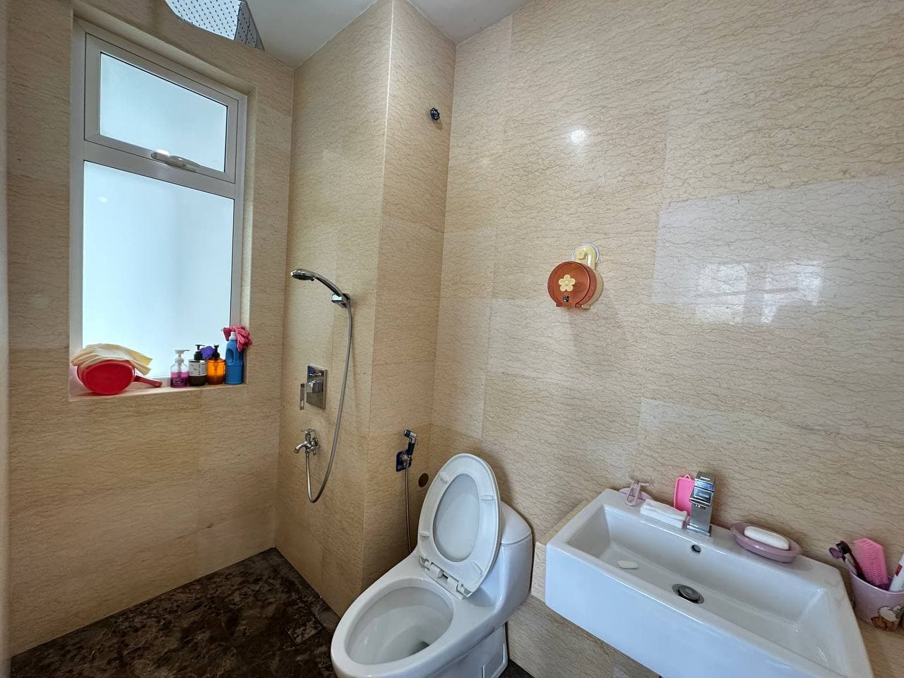 2Bed 2Bath Tritower Residence 11