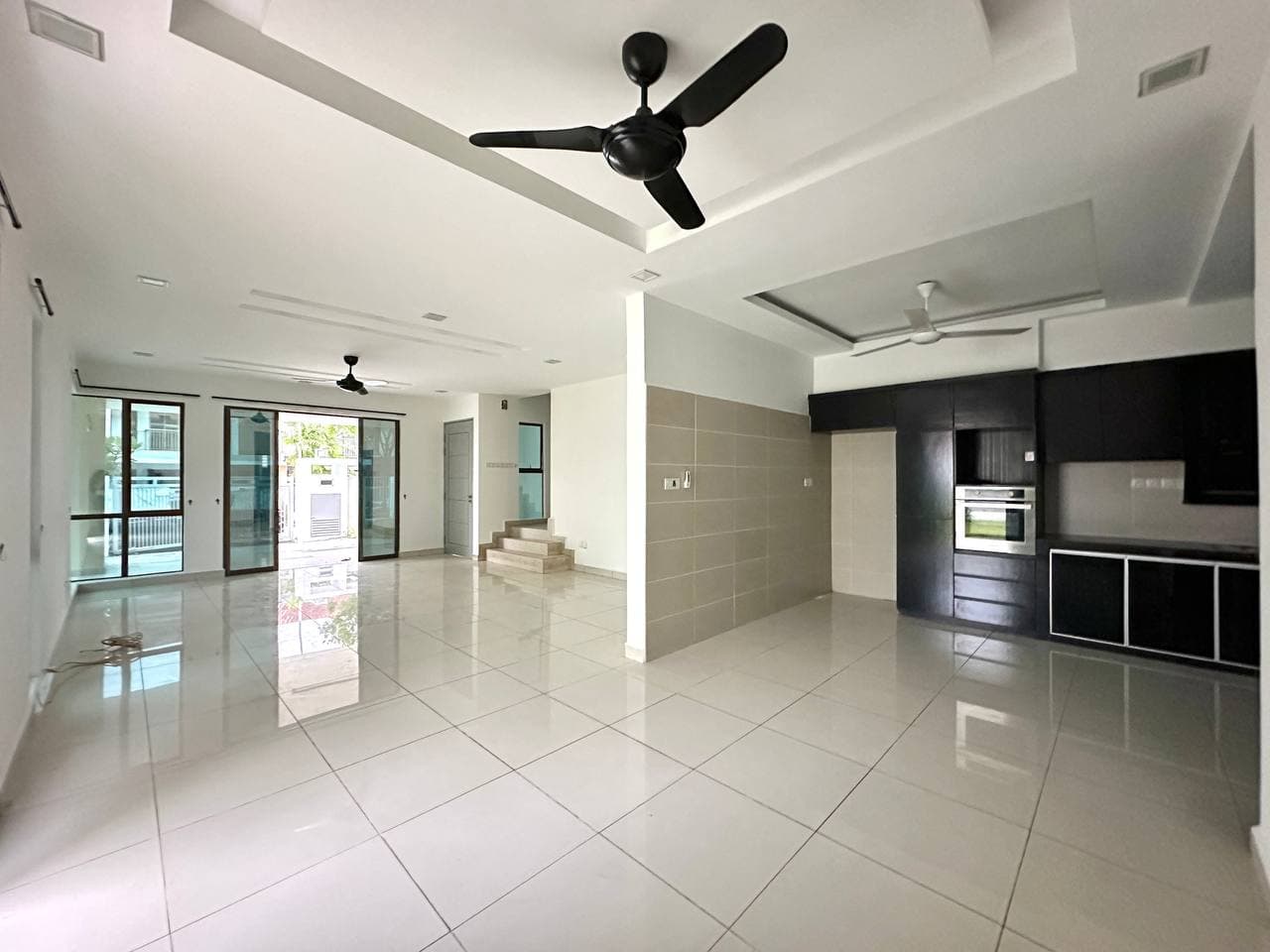 2 Storey Terrace Corner Bandar Dato Onn 4