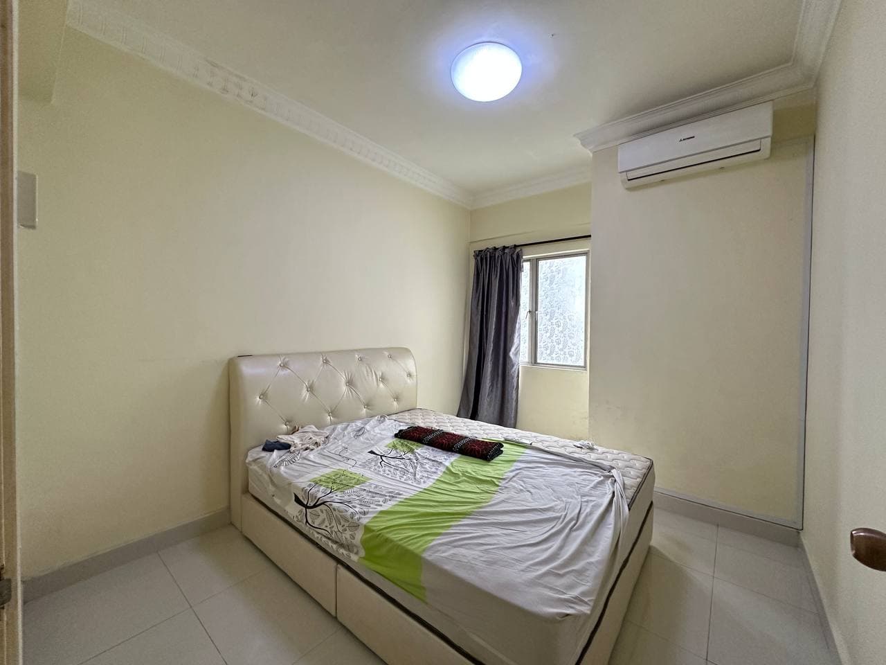 Apartment Putri Ria 13