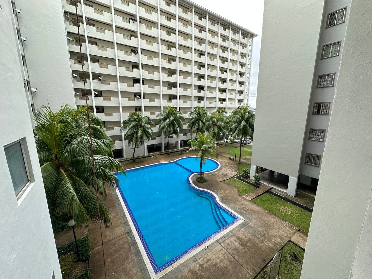 Apartment Putri Ria 18