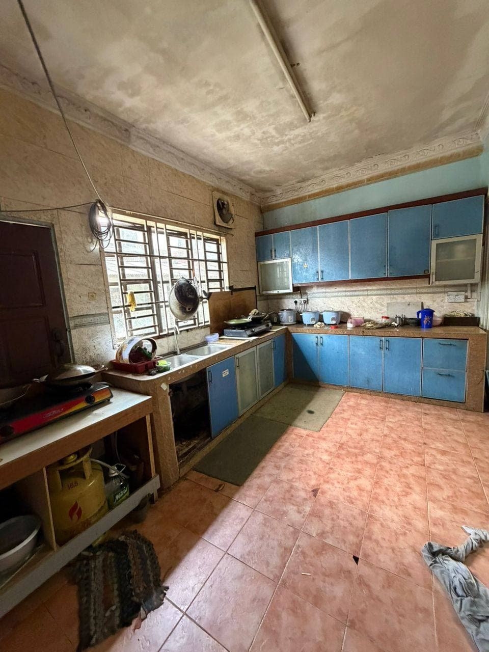 Single storey terrace Jalan Rotan Semambu 7