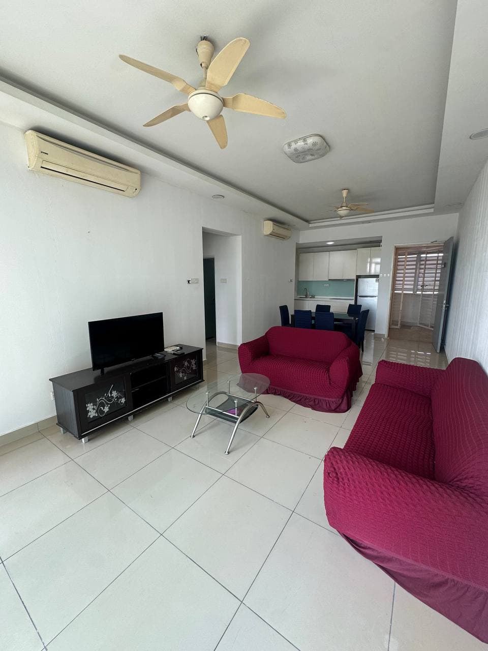 Condo Tropez Residence