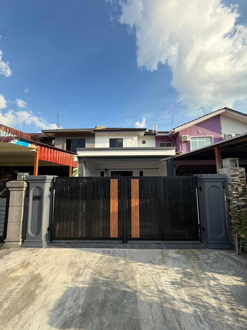 Double Storey Intermediate Nusantara Gelang Patah