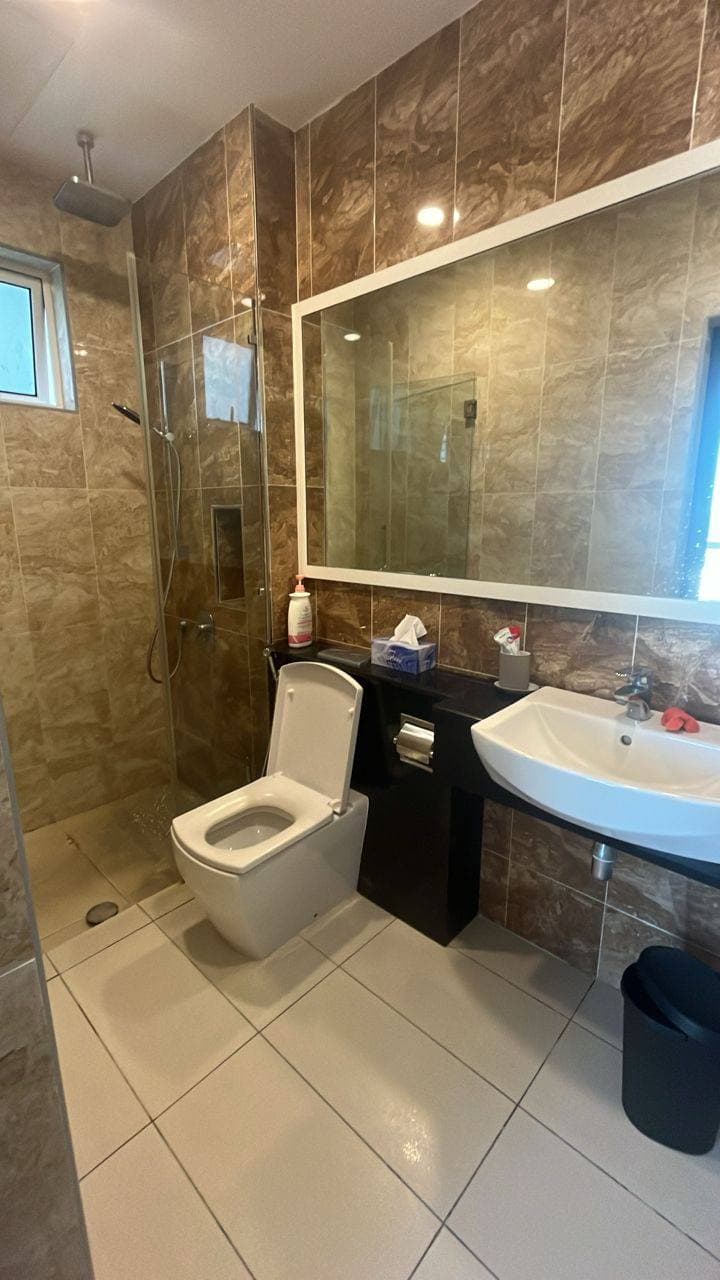 Service Apartment Paragon Residence 7