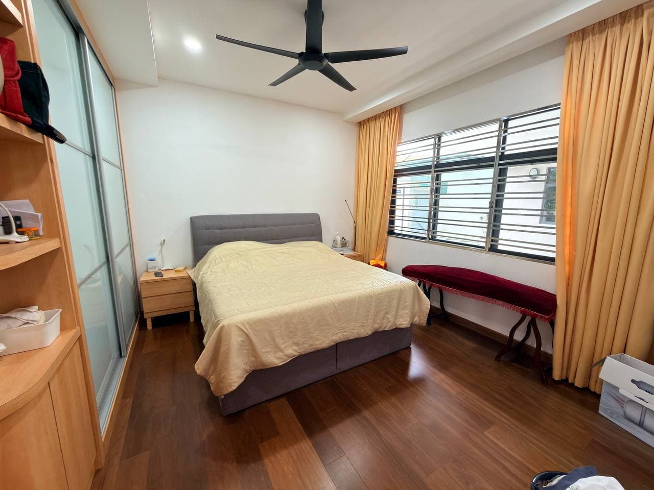 Condominium Laguna Heights 13