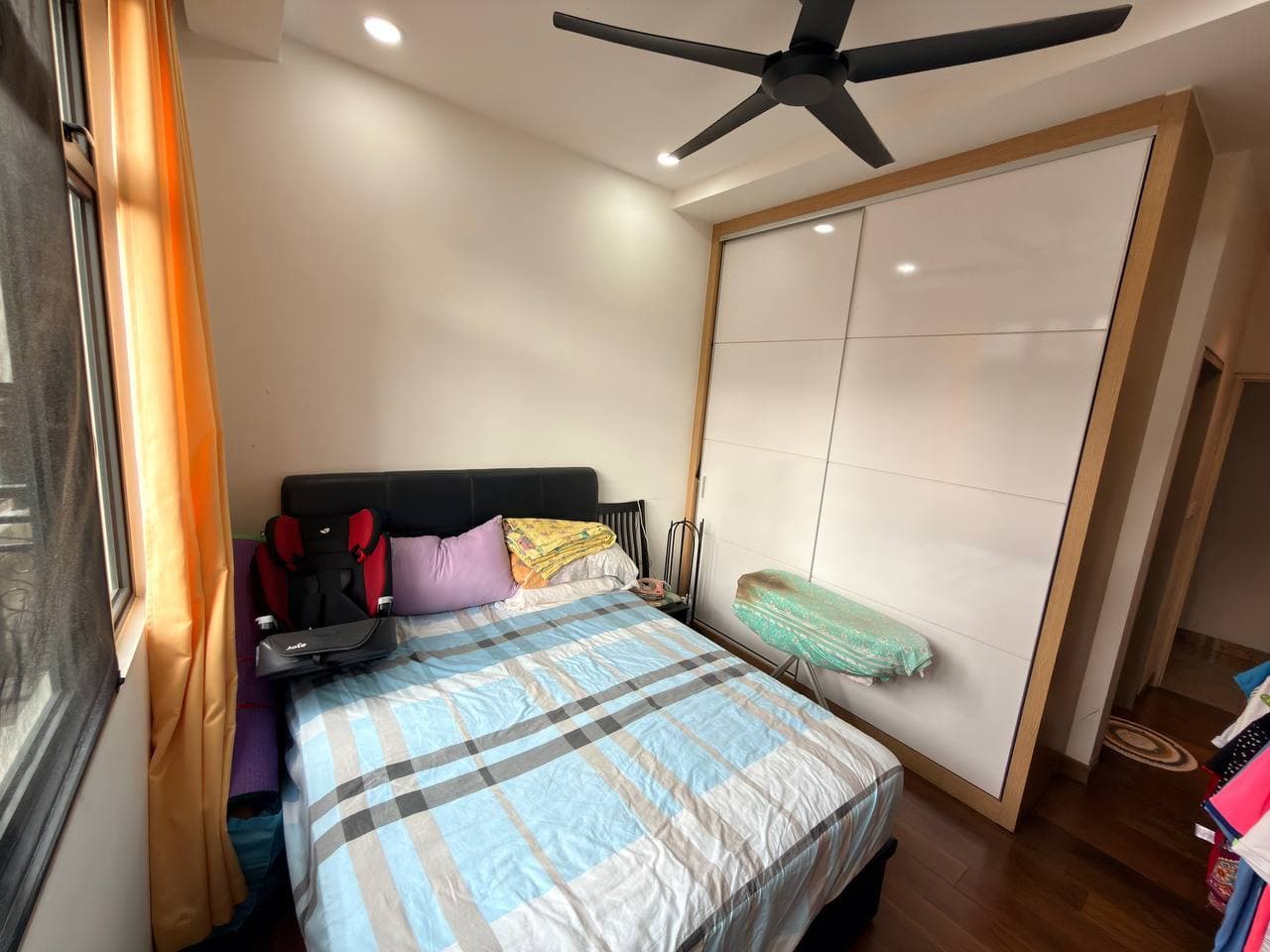 Condominium Laguna Heights 16