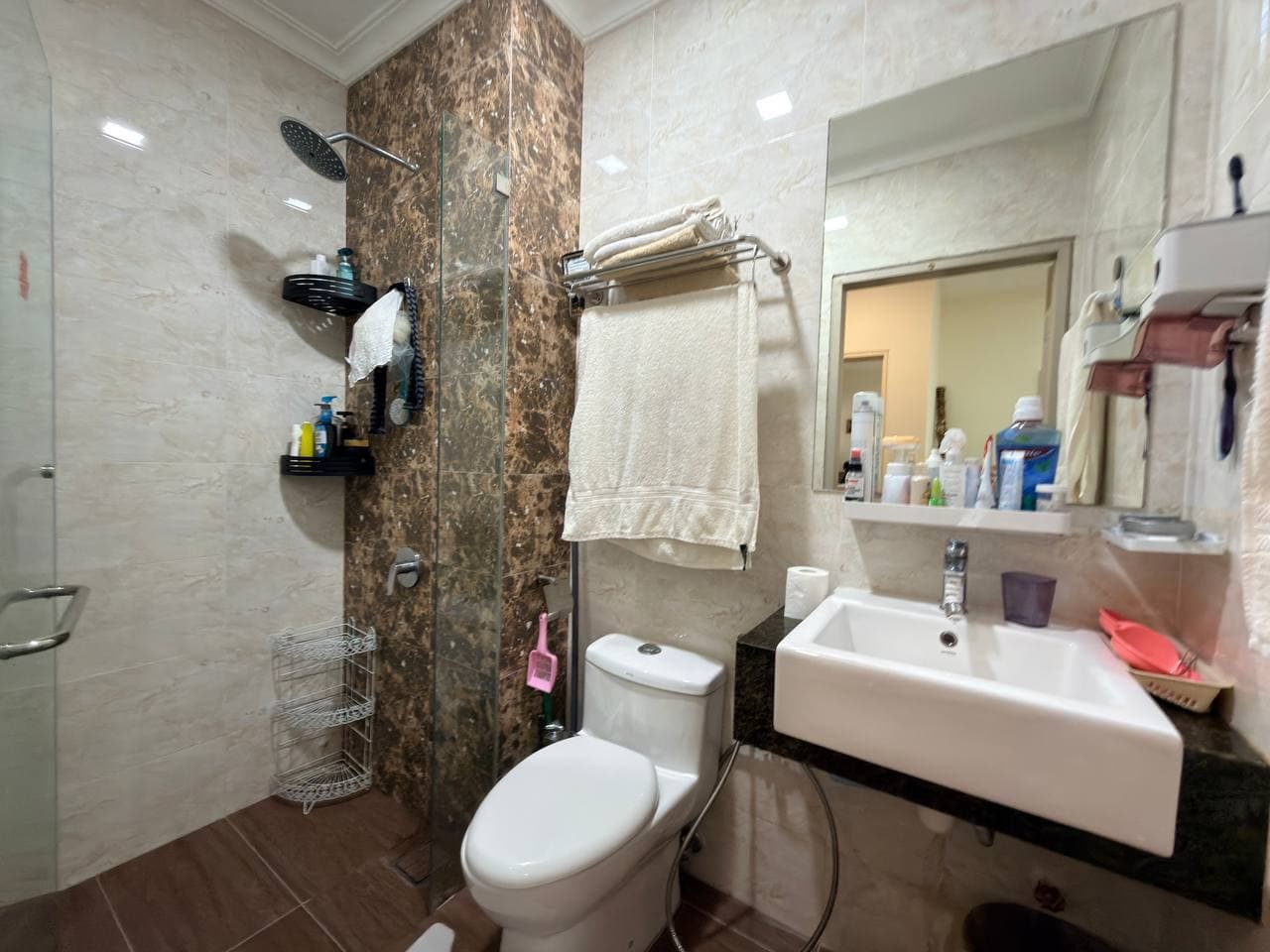 Condominium Laguna Heights 19