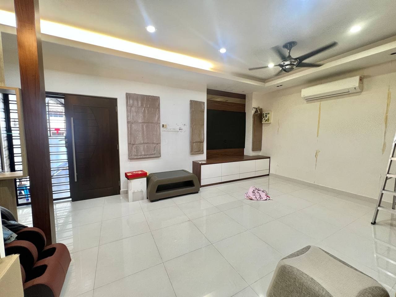 Double Storey House - Intermediate Lot Taman Sentosa 11