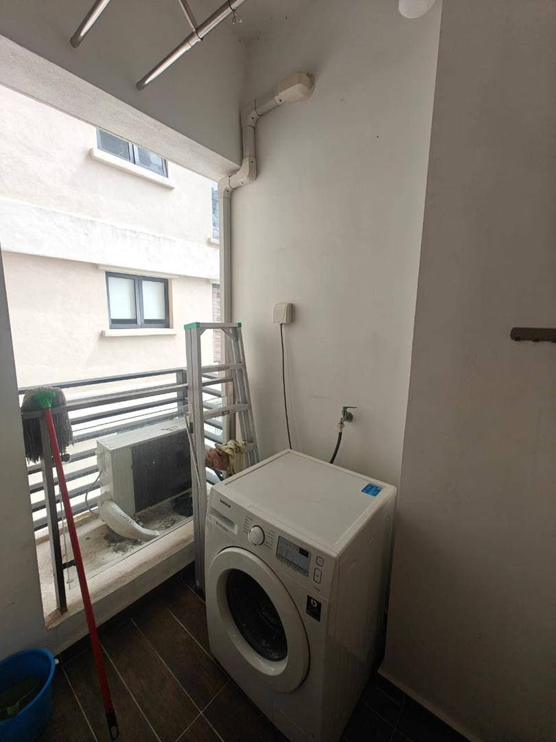 Condo Amberside Country Garden Danga Bay 10