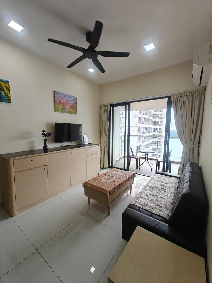 Condo Amberside Country Garden Danga Bay