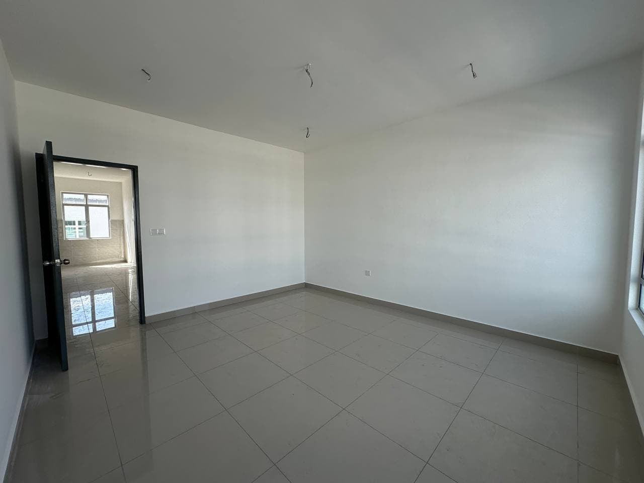 Double Storey Terrace Bandar Dato Onn 18