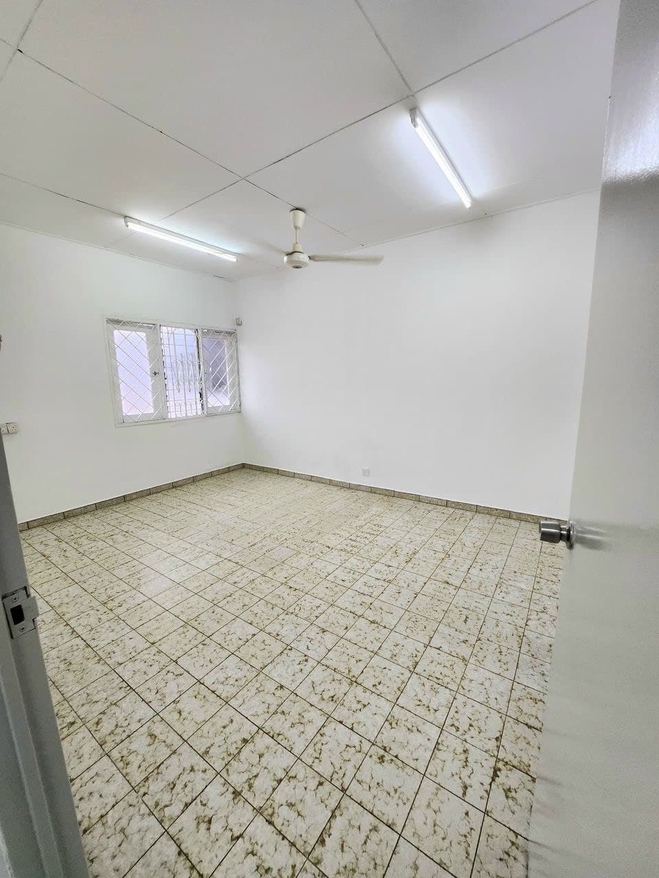 Double Storey Semi-D Taman Pelangi 7