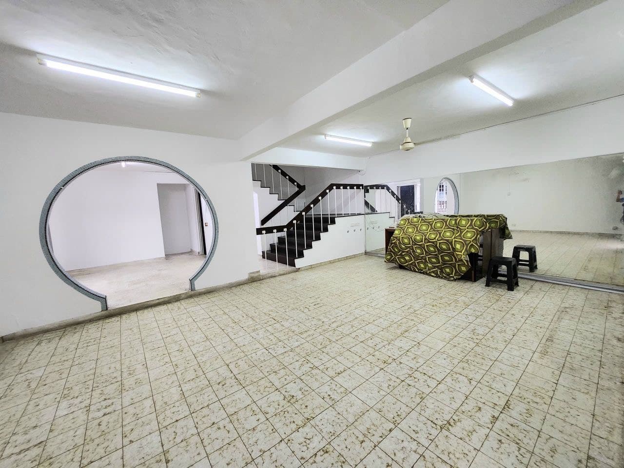 Double Storey Semi-D Taman Pelangi 13