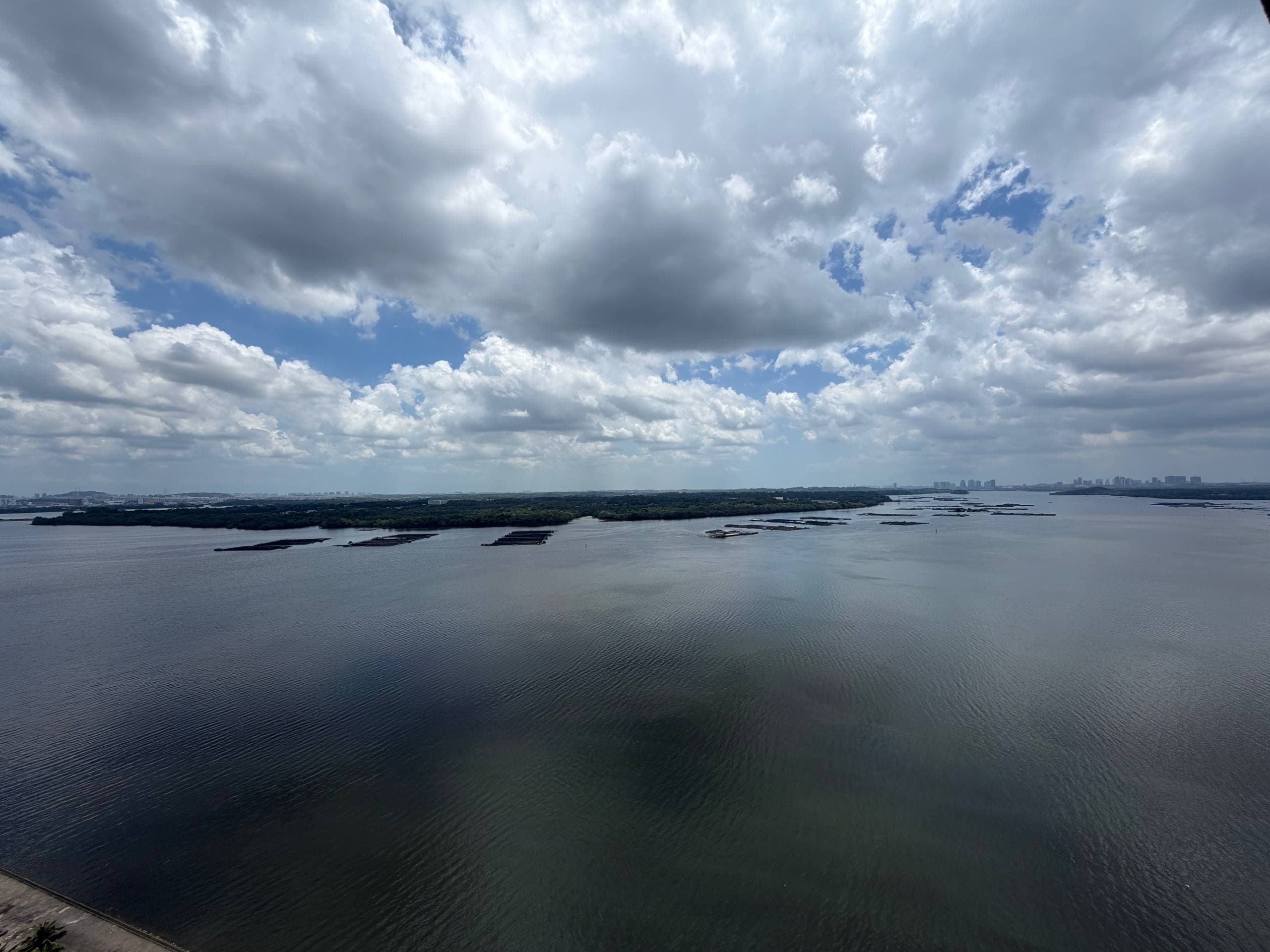 Condo Country Garden Danga Bay 11