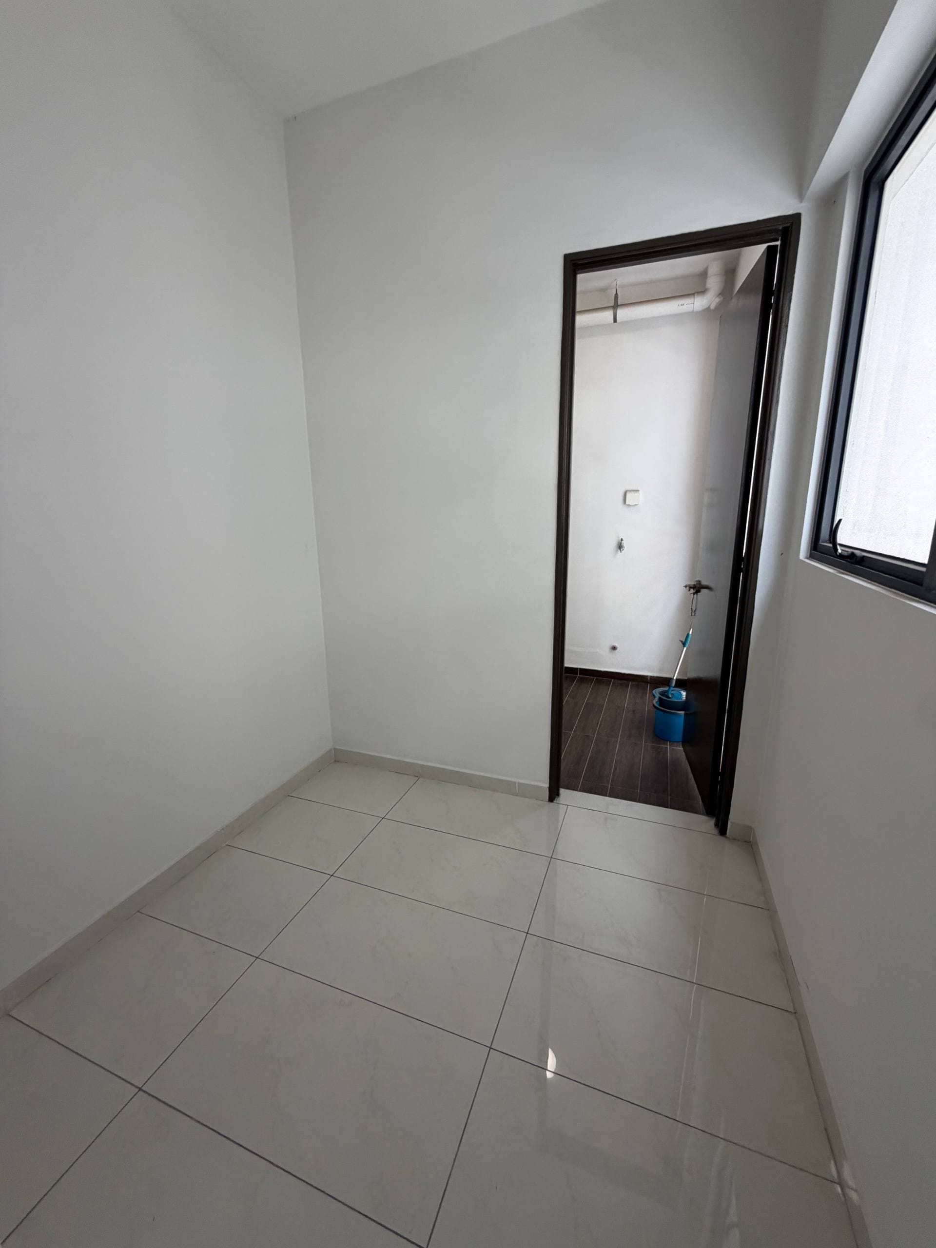 Condo Country Garden Danga Bay 21