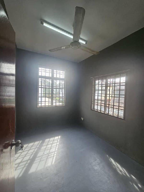 Double Storey Terrace (End Lot) Bukit Indah 16