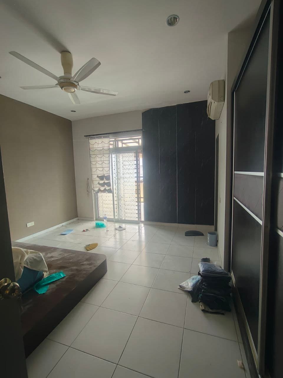 Double Storey Terrace Taman Tropika 8