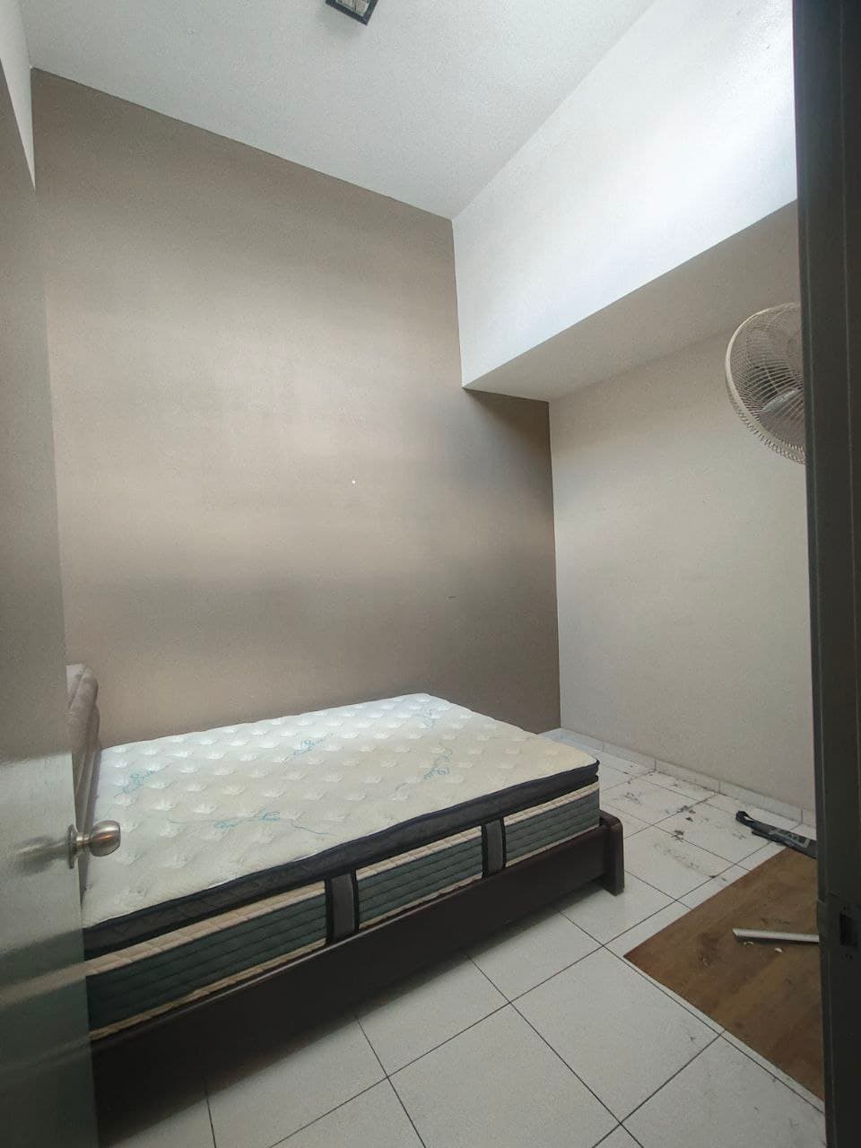 Double Storey Terrace Taman Tropika 11