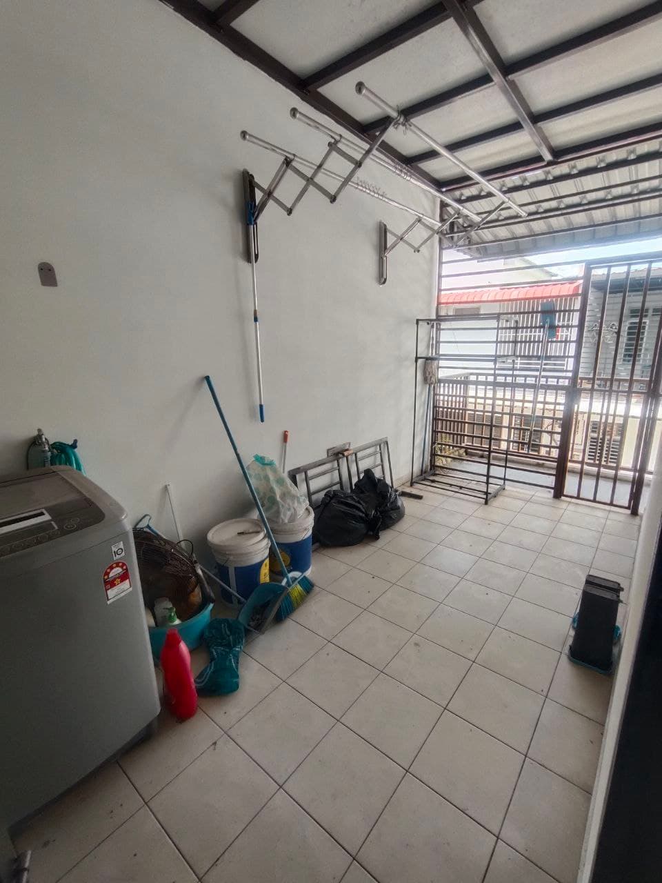 Double Storey Terrace Taman Tropika 14