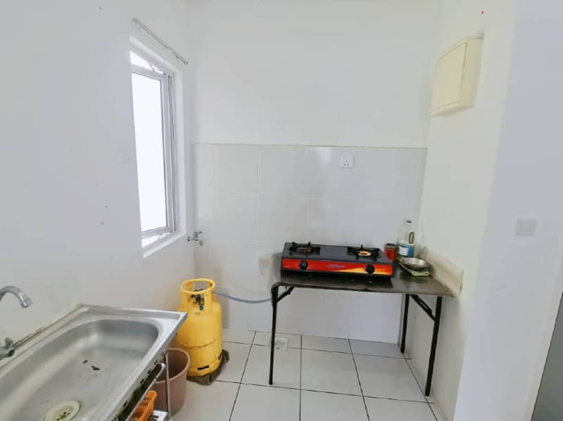 Service Apartment Camellia Residence, Seri Austin 6