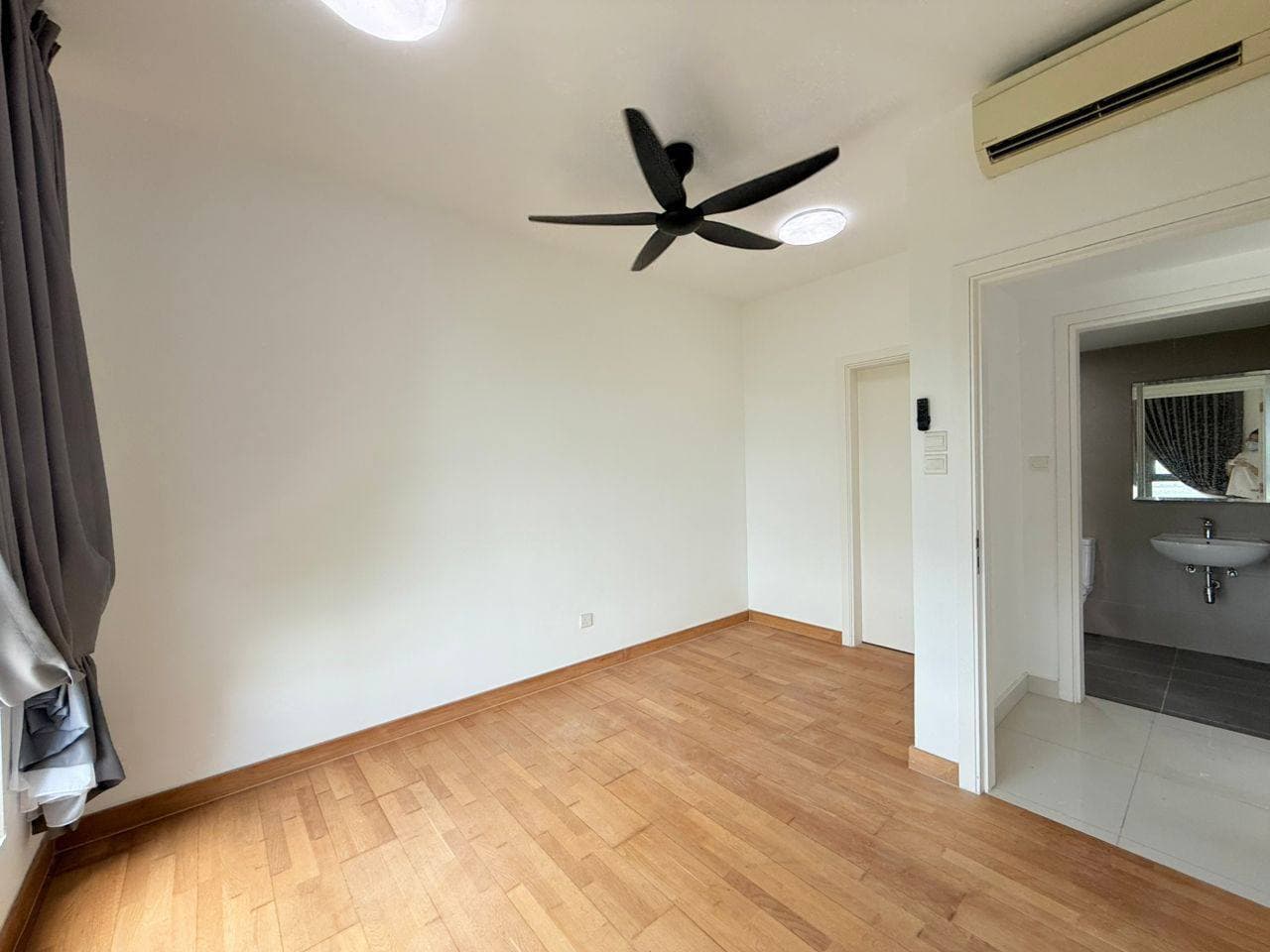 Condominium Puteri Harbour 8