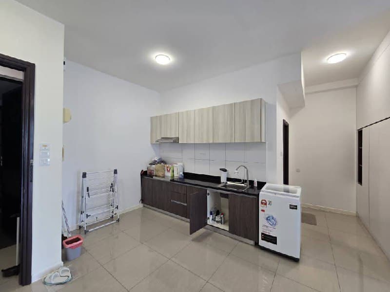 Studio Molek Regency 6