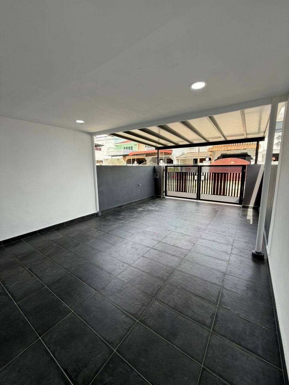 Double storey low cost Taman Johor Jaya 4