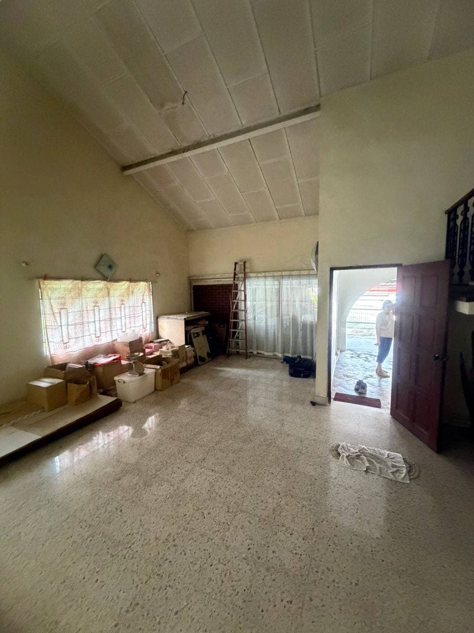 1.5 storey semi-D Serene Park 6