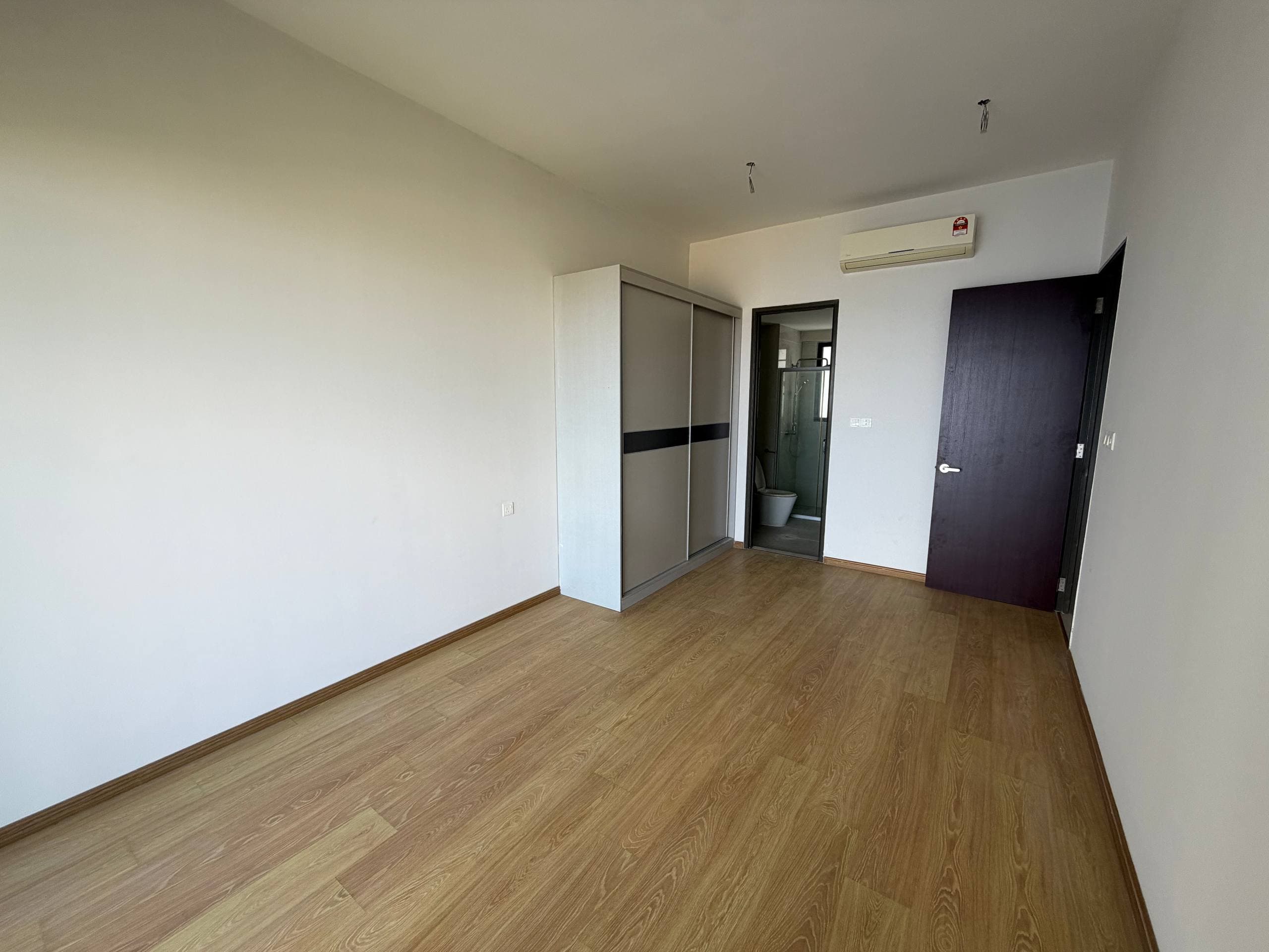 Condo Country Garden Danga Bay – Amberside 17