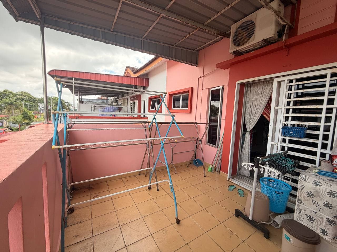 Double Storey Terrace House Jalan Merbau 11