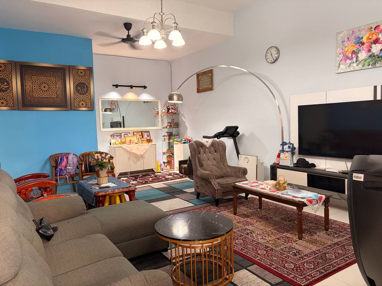 Double Storey Terrace House Jalan Merbau 27