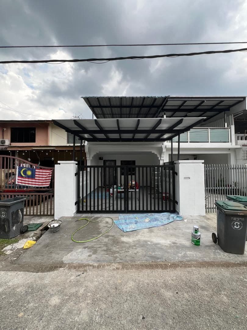 Double Storey Taman Johor Jaya 4
