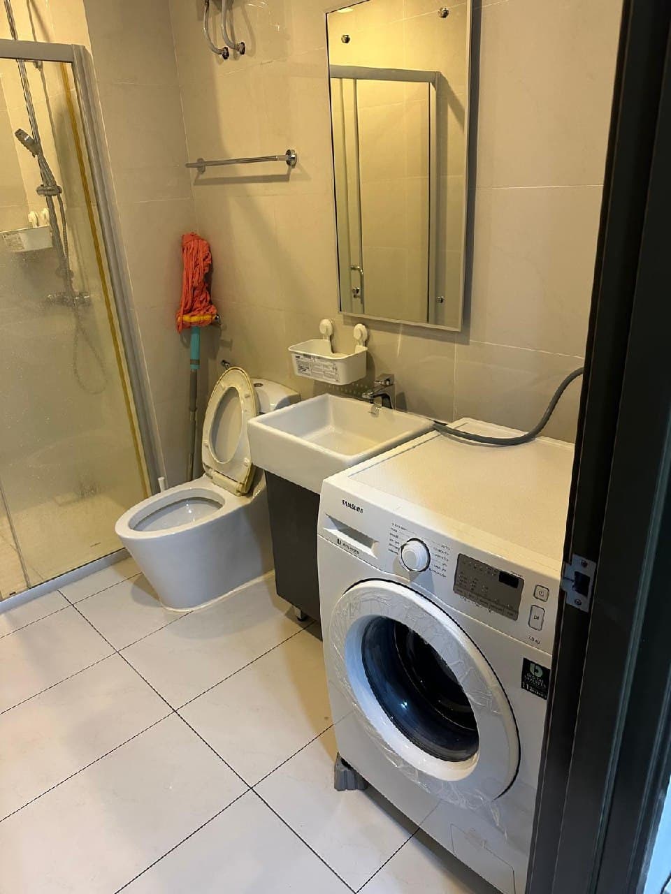 Condo Bay Point @ Country Garden Danga Bay 8