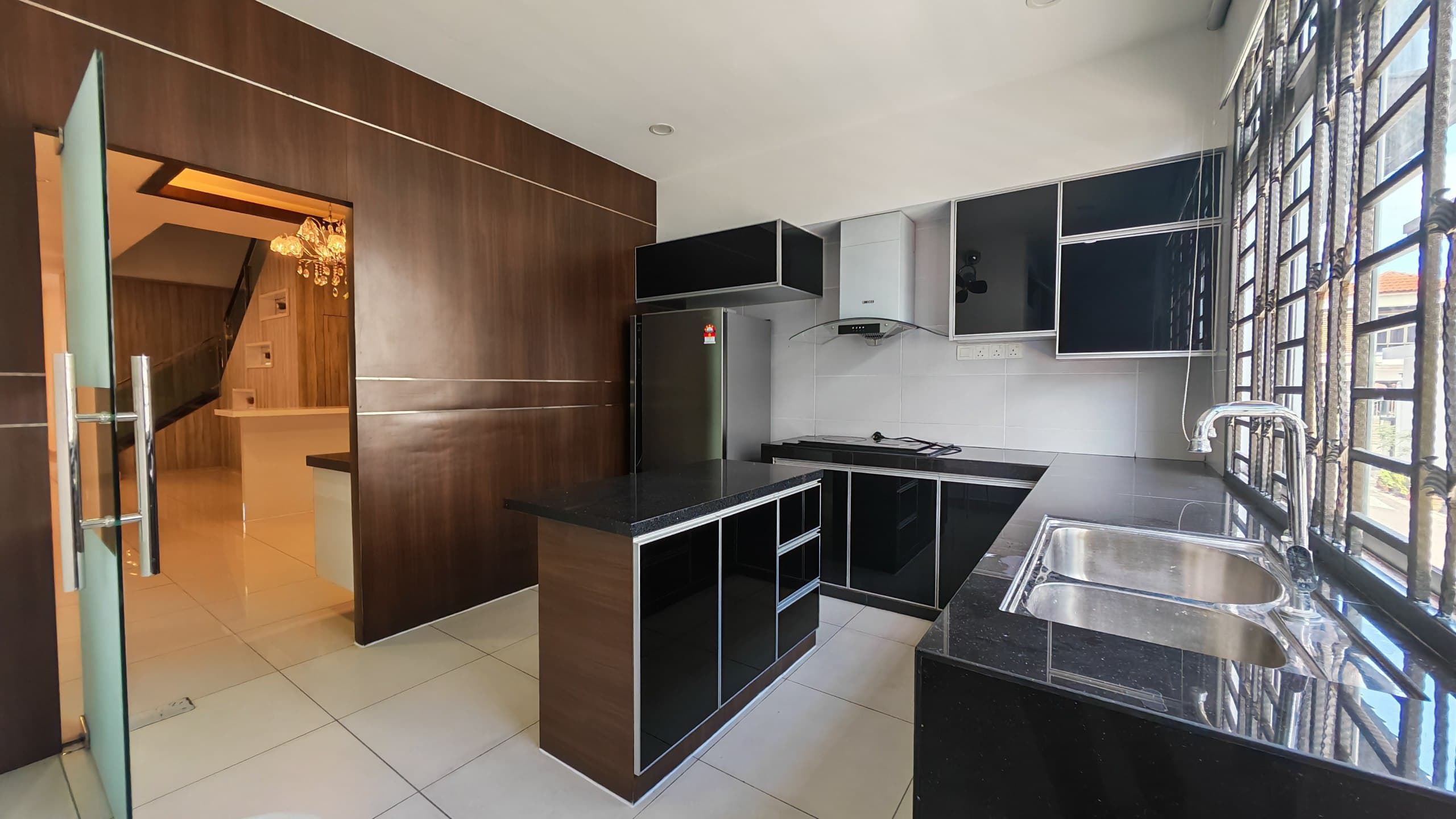 2.5 Storey Terrace Sutera Pulai 17