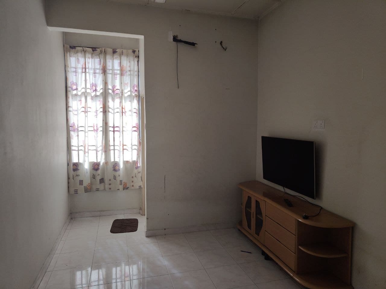 Double Storey Terrace Jalan Bunga Ros 3, Taman Kulai Utama 3