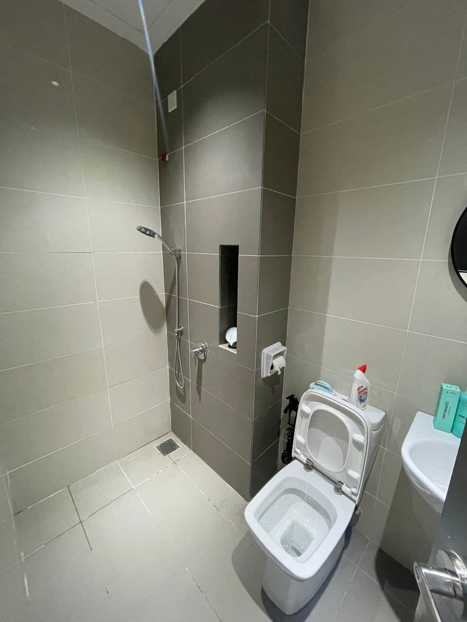 Service Apartment Parc Regency 5