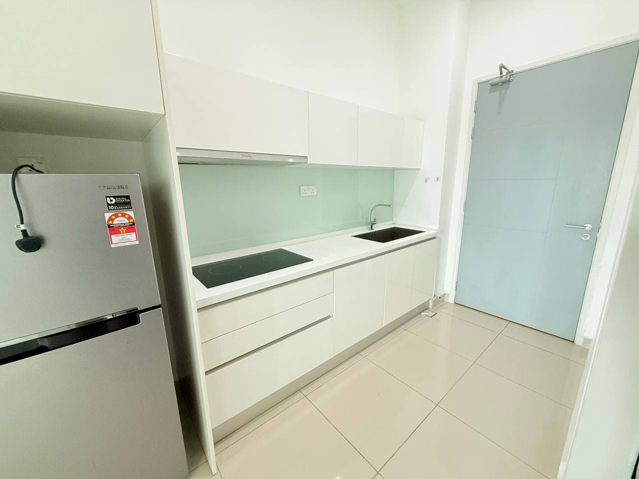 Dual Key Unit Danga Bay 7