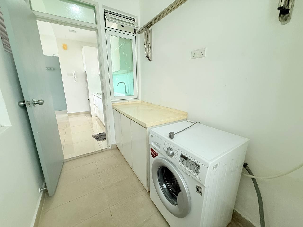 Dual Key Unit Danga Bay 12