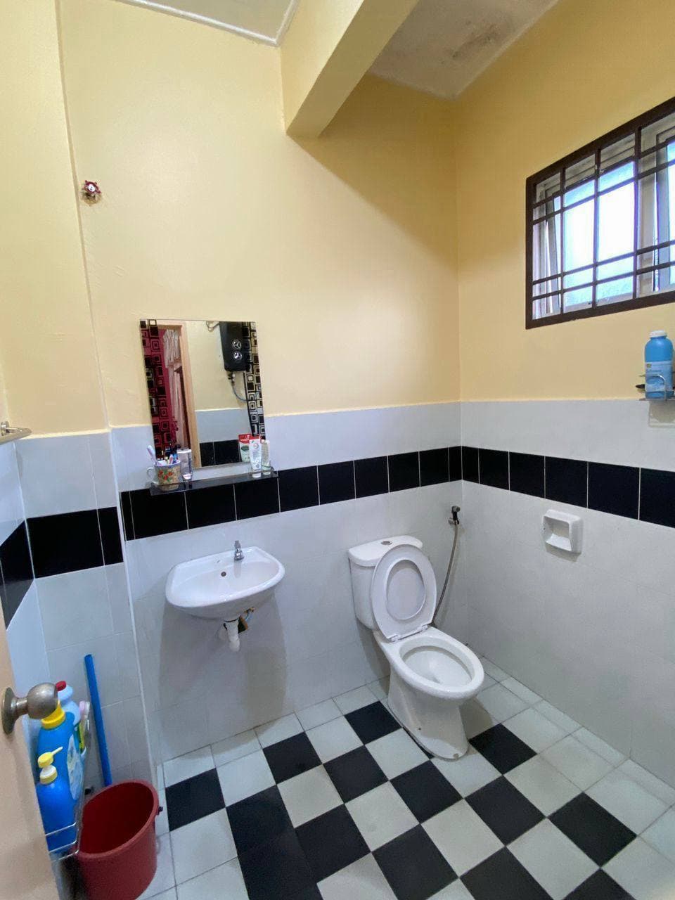 Double storey endlot Jalan Tenteram 13