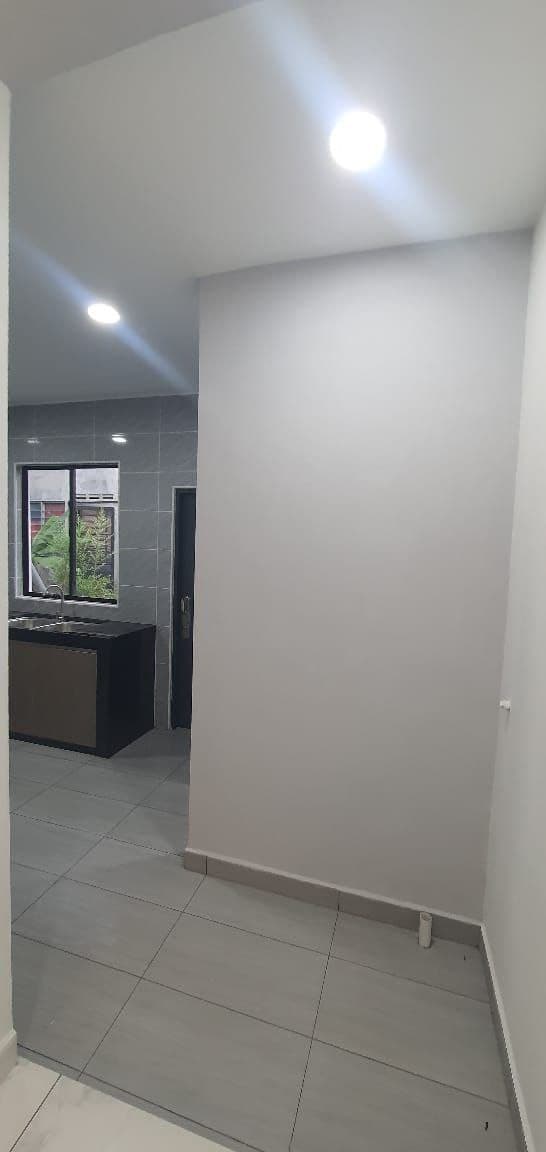 Double Storey Intermediate Taman Wawasan, Kelapa Sawit 12