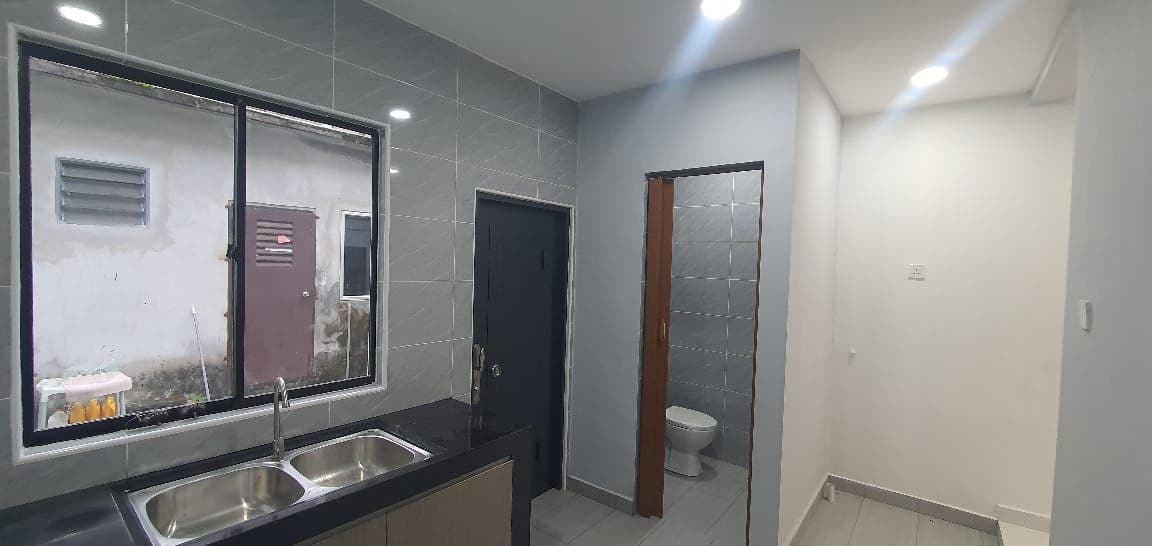 Double Storey Intermediate Taman Wawasan, Kelapa Sawit 18